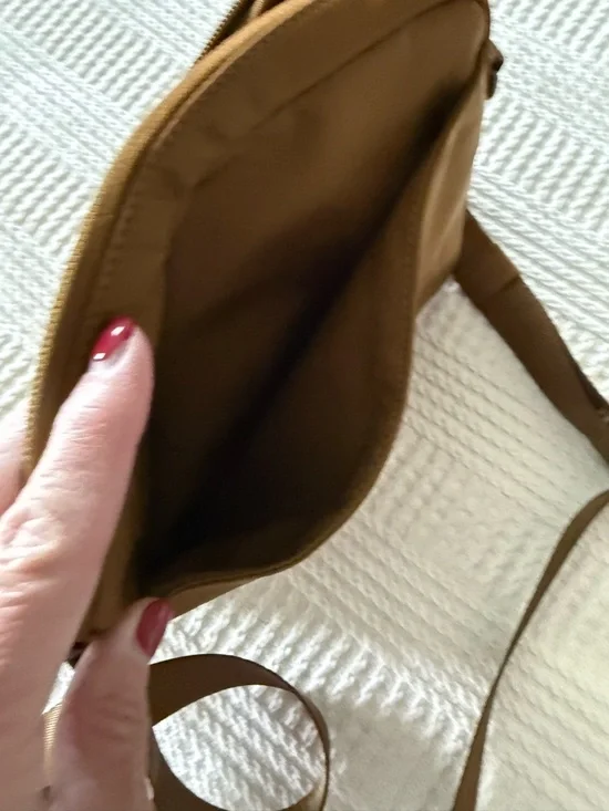 Lululemon City Adventurer Crossbody Bag in Burnt Carmel - Picture 11 of 14